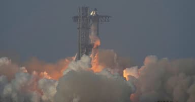  Elon Musk promite lansări mai frecvente și îmbunătățiri. Află impactul și planurile viitoare!