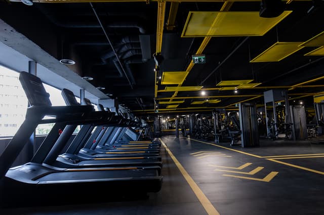 Stay Fit Gym Deschide Locație Flagship în Palas Iași și Introduce un Concept Revoluționar de Fitness în România