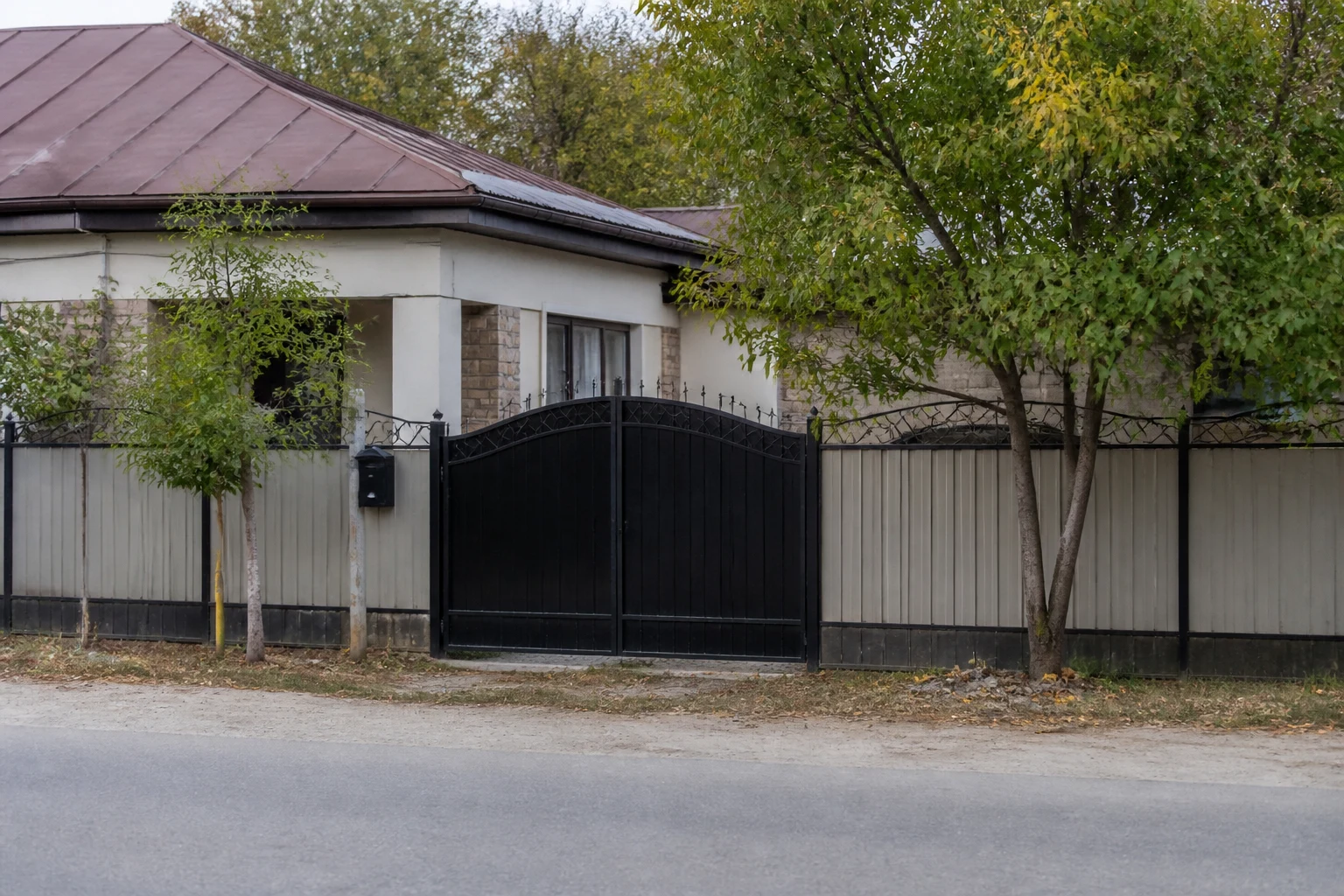 Podu Iloaiei: patru bărbați, arest preventiv 30 de zile după violențe
